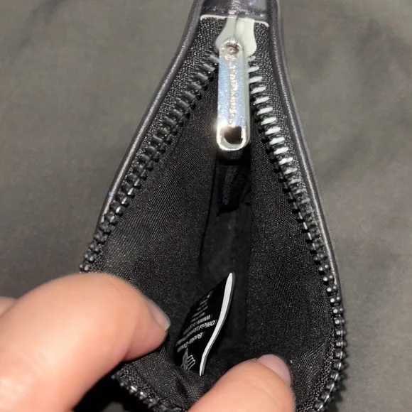 HPx2✨✨ Star Wars Darth Vader Coin Pouch - NWT - Picture 7 of 11